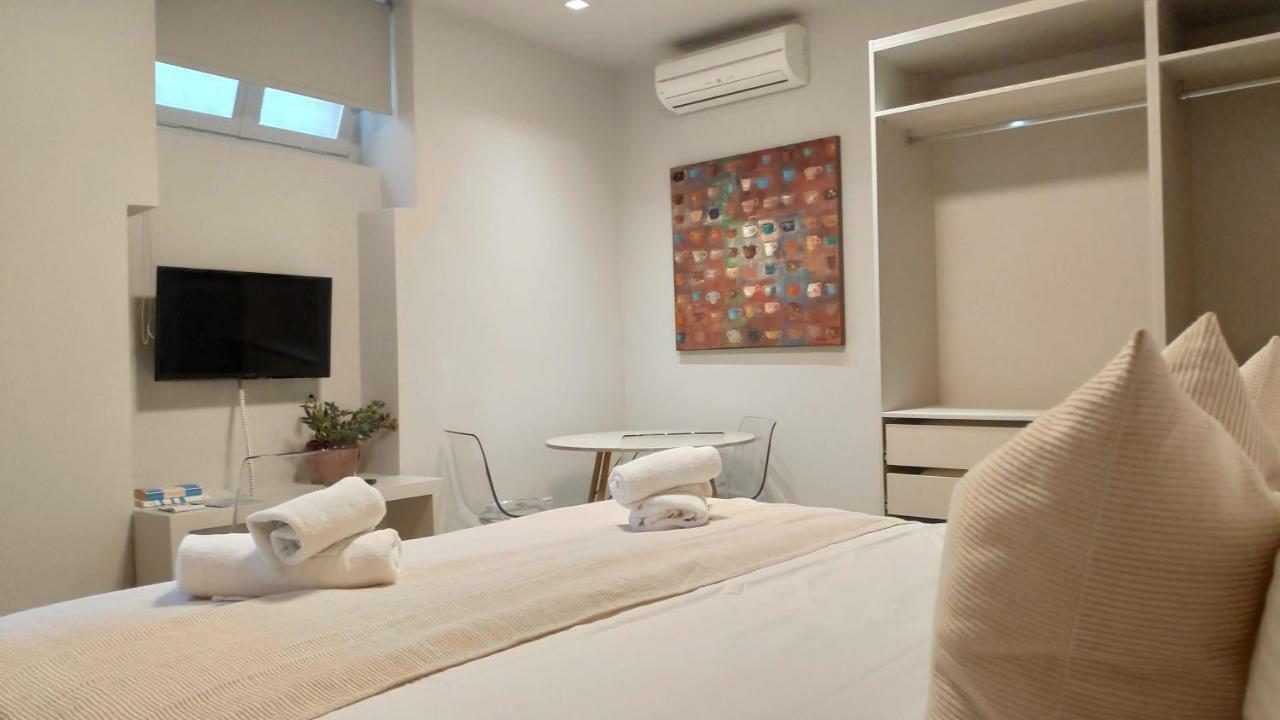 אתונה Sophisticated Apartment In Syntagma By Ghh מראה חיצוני תמונה